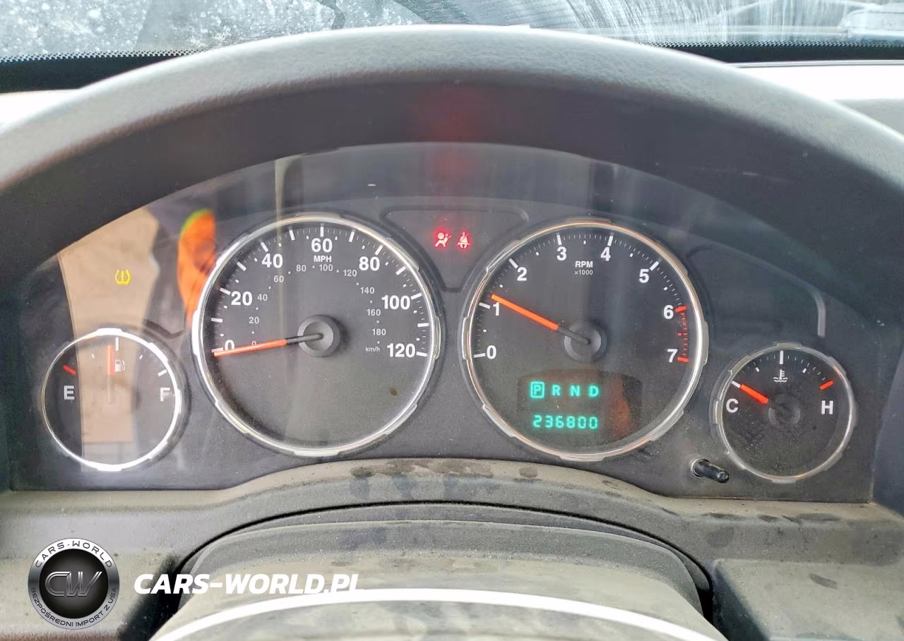 2010 Jeep Liberty Sport VIN:1J4PP2GK7AW106239 - 9