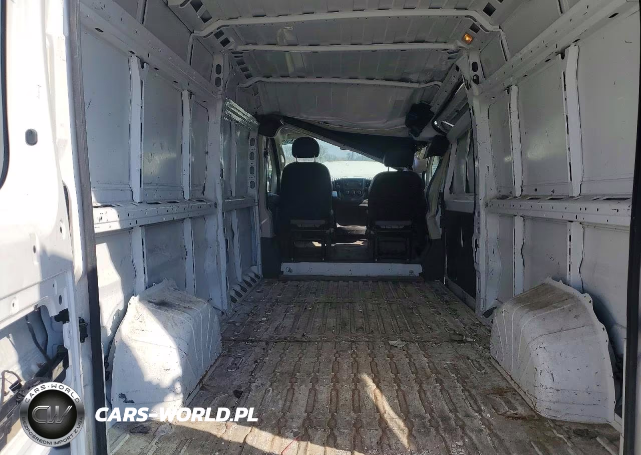 2018 Ram Promaster 2500 Delivery Van VIN:3C6TRVDG7JE106002 - 10