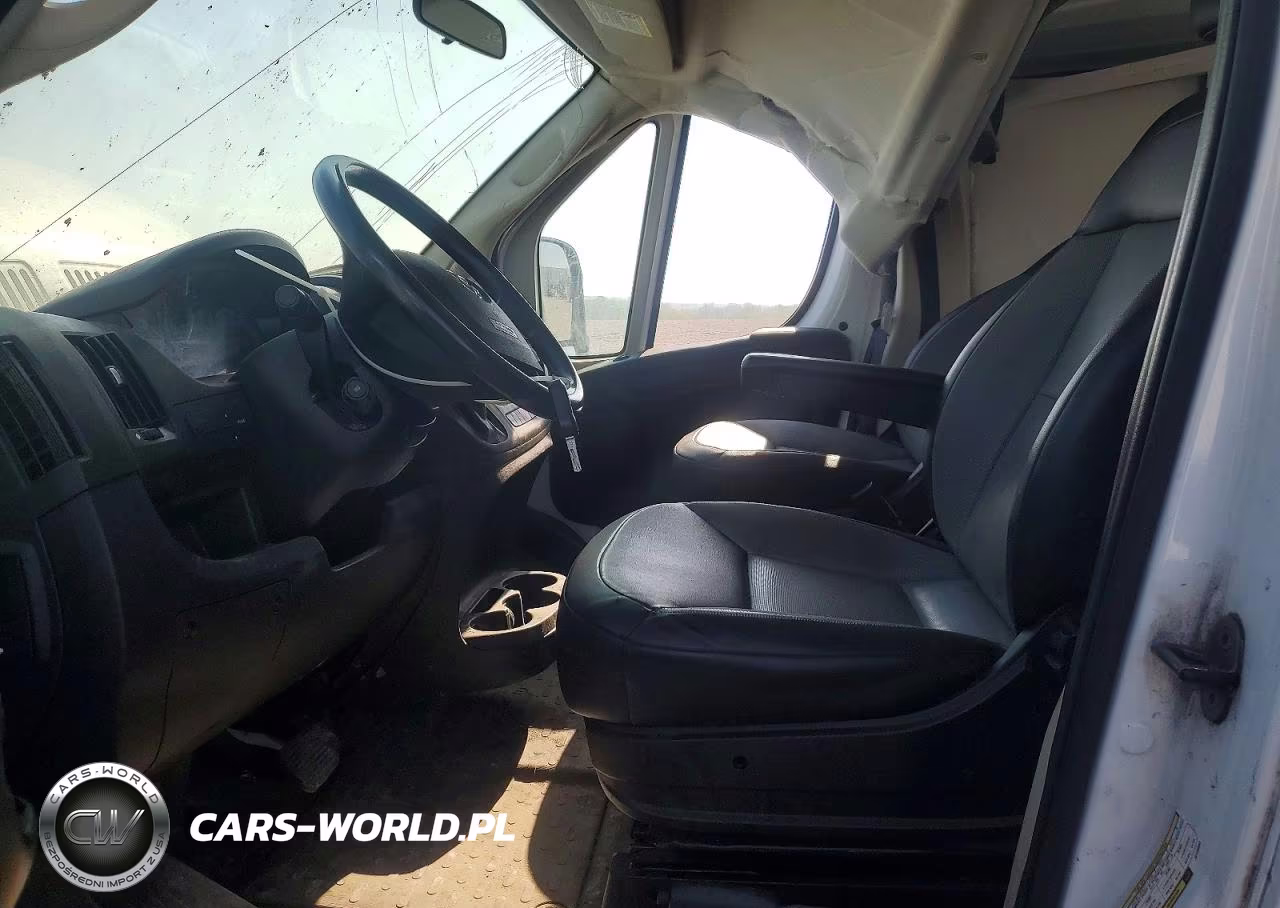 2018 Ram Promaster 2500 Delivery Van VIN:3C6TRVDG7JE106002 - 7
