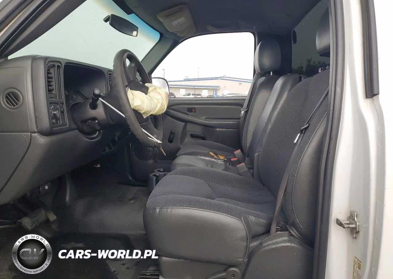 2007 Chevrolet Silverado C2500 Heavy Duty VIN:1GCHC24UX7E127886 - 7