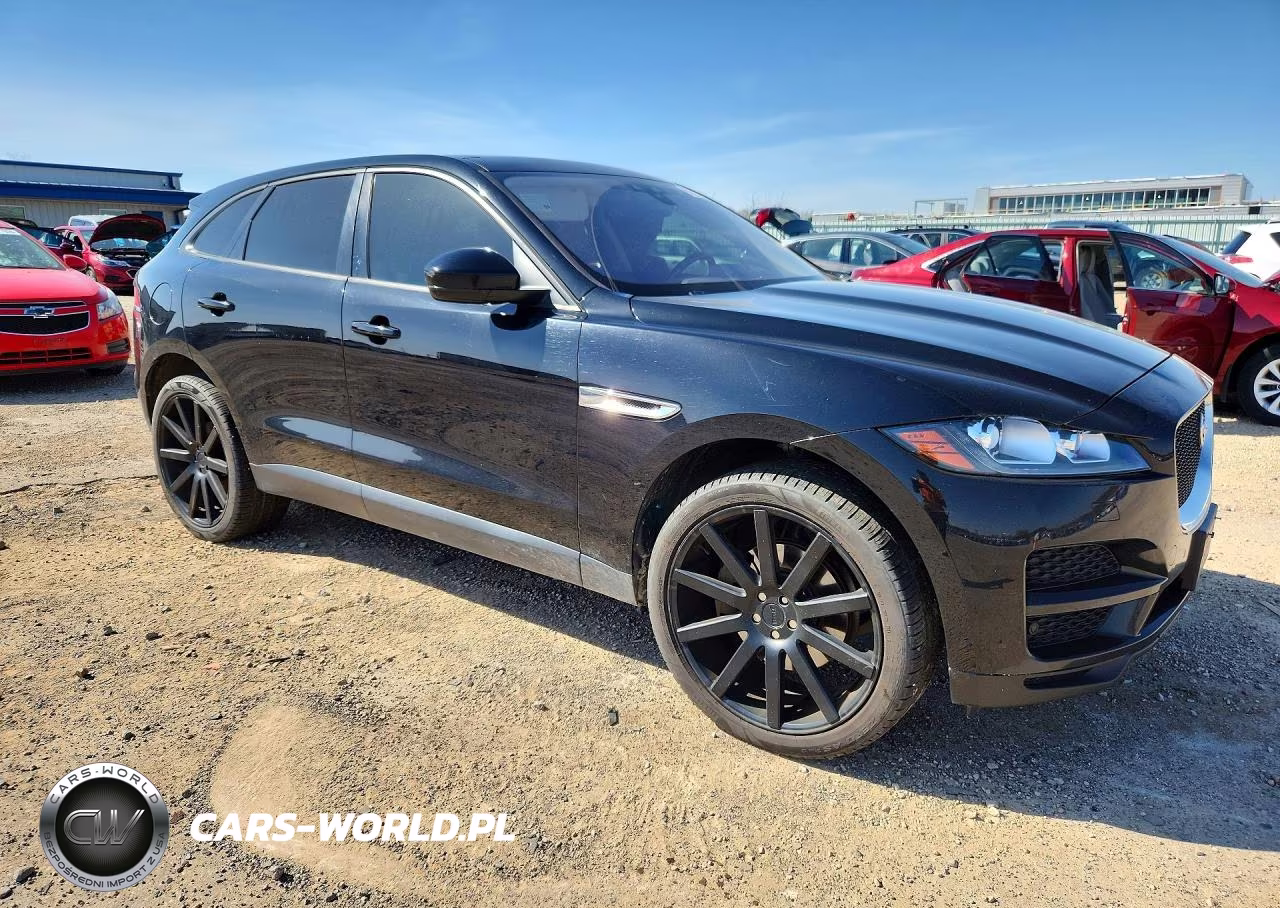 2017 Jaguar F-Pace Premium VIN:SADCJ2BV0HA047229 - 4