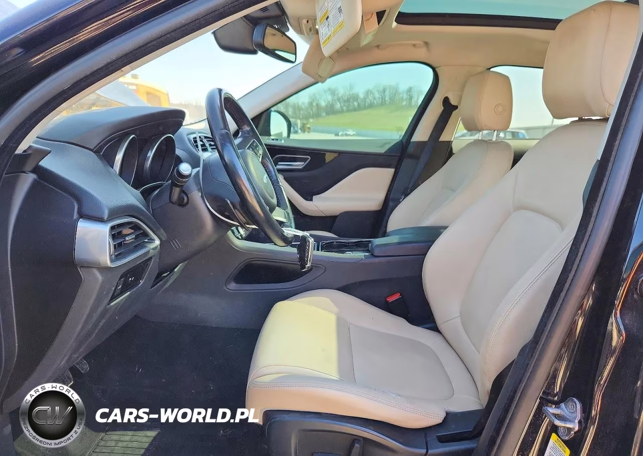 2017 Jaguar F-Pace Premium VIN:SADCJ2BV0HA047229 - 7