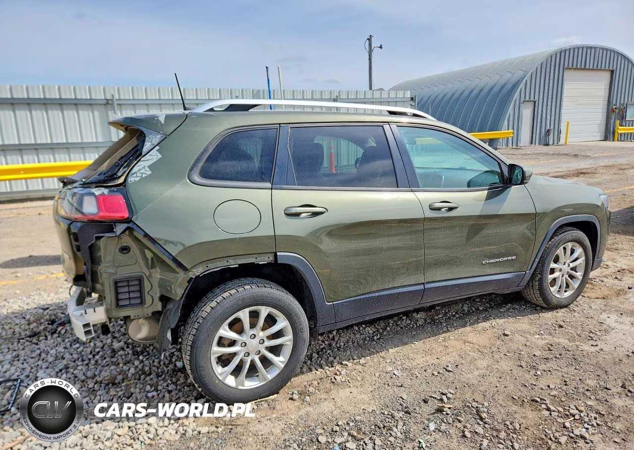 2020 Jeep Cherokee Latitude VIN:1C4PJLCB4LD525750 - 3