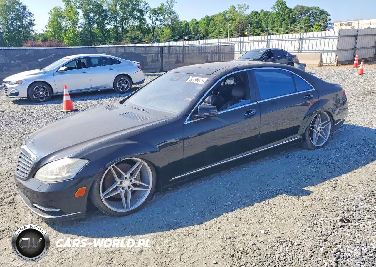2011 Mercedes-Benz S 550 4Matic