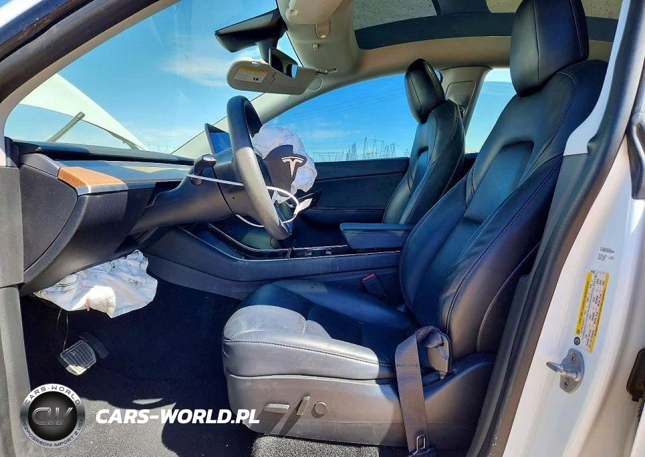 2020 Tesla Model Y VIN:5YJYGDEE2LF041889 - 7