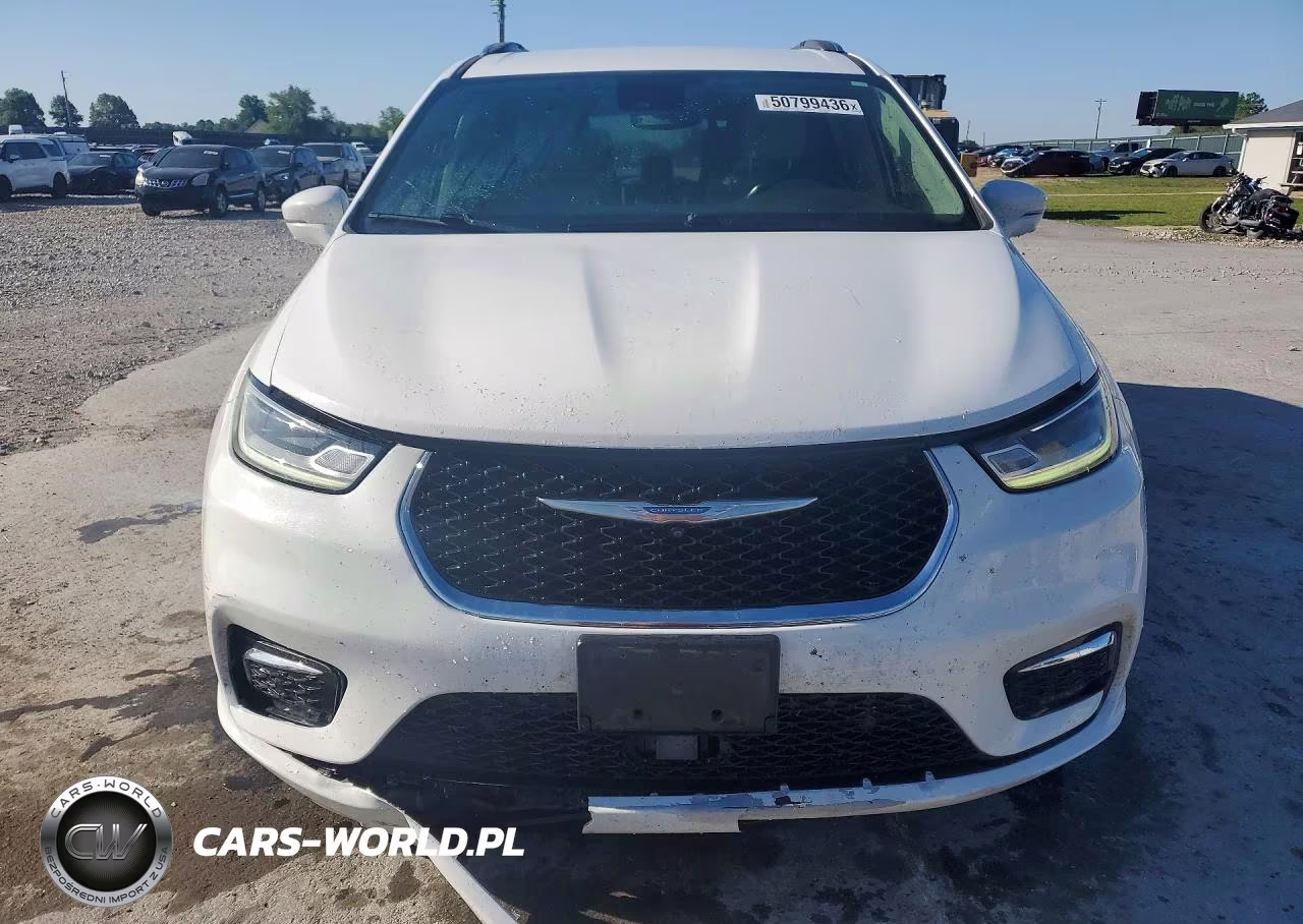 2021 Chrysler Pacifica Hybrid Touring L VIN:2C4RC1L78MR597021 - 5