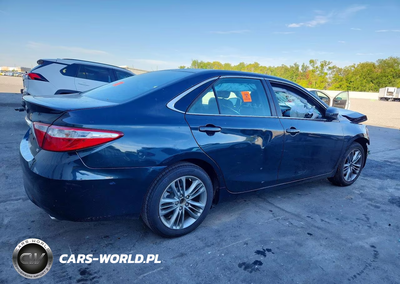 2017 Toyota Camry Se VIN:4T1BF1FK1HU631782 - 3