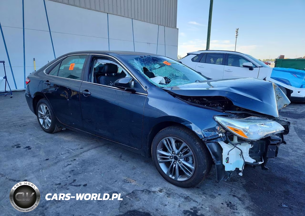 2017 Toyota Camry Se VIN:4T1BF1FK1HU631782 - 4