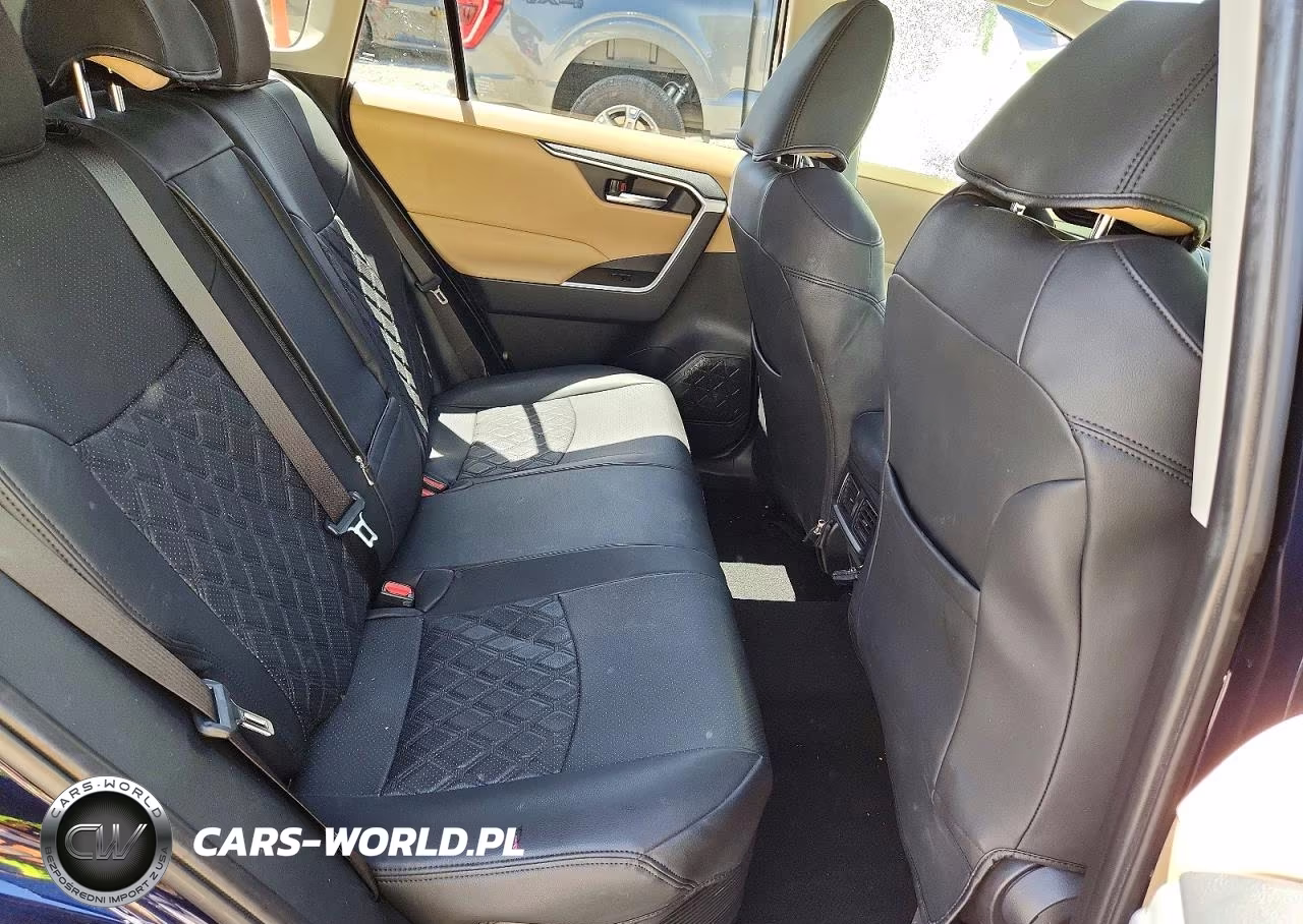2021 Toyota Rav4 Xle VIN:JTMRWRFVXMD128158 - 11