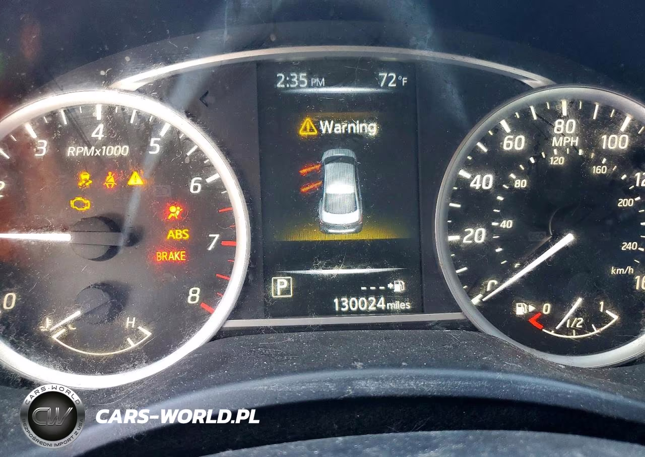 2017 Nissan Sentra Sr Turbo VIN:3N1CB7AP1HY266028 - 9