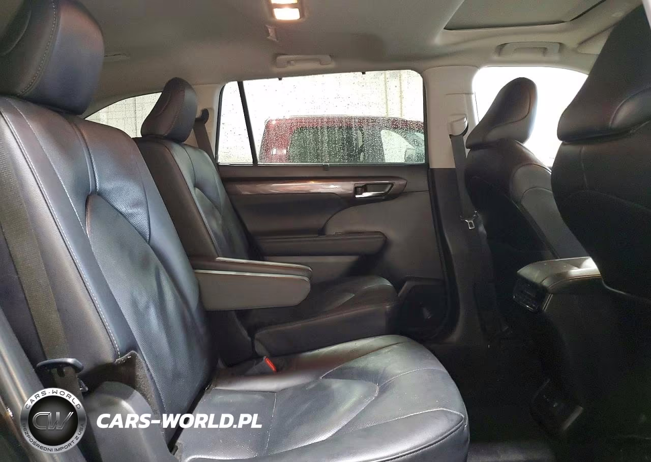 2024 Toyota Highlander Limited VIN:5TDKDRBH6RS545697 - 11
