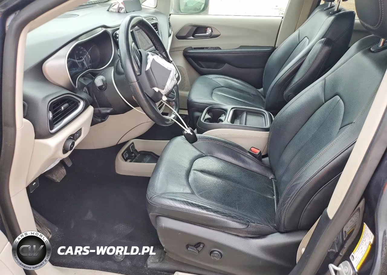 2020 Chrysler Pacifica Touring L VIN:2C4RC1BG6LR280368 - 7