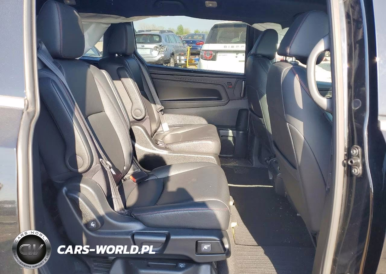 2023 Honda Odyssey Sport-L VIN:5FNRL6H74PB055825 - 11