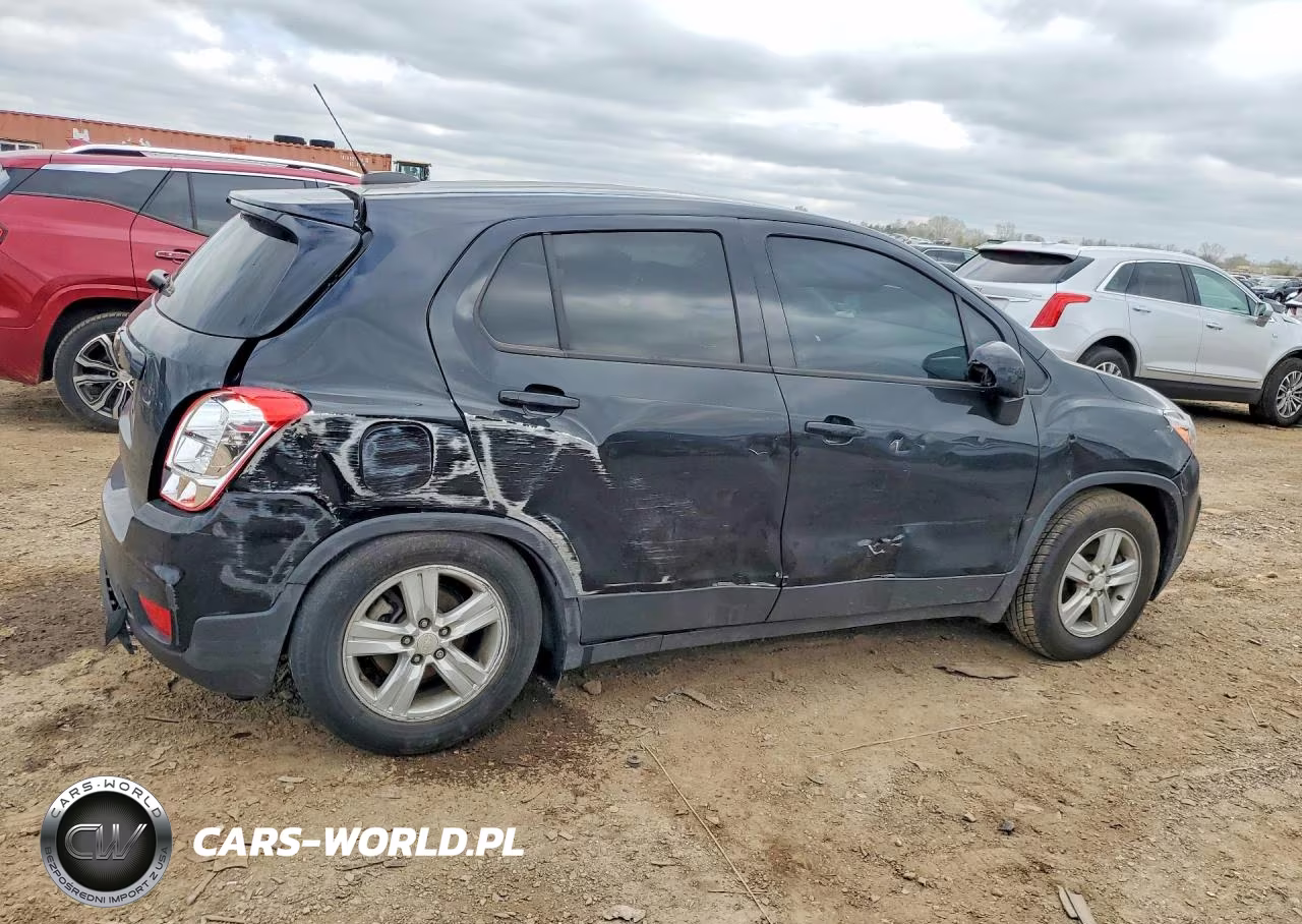 2020 Chevrolet Trax Ls VIN:3GNCJNSB8LL130600 - 3