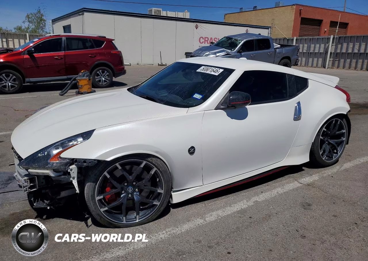 2015 Nissan 370Z Nismo Tech