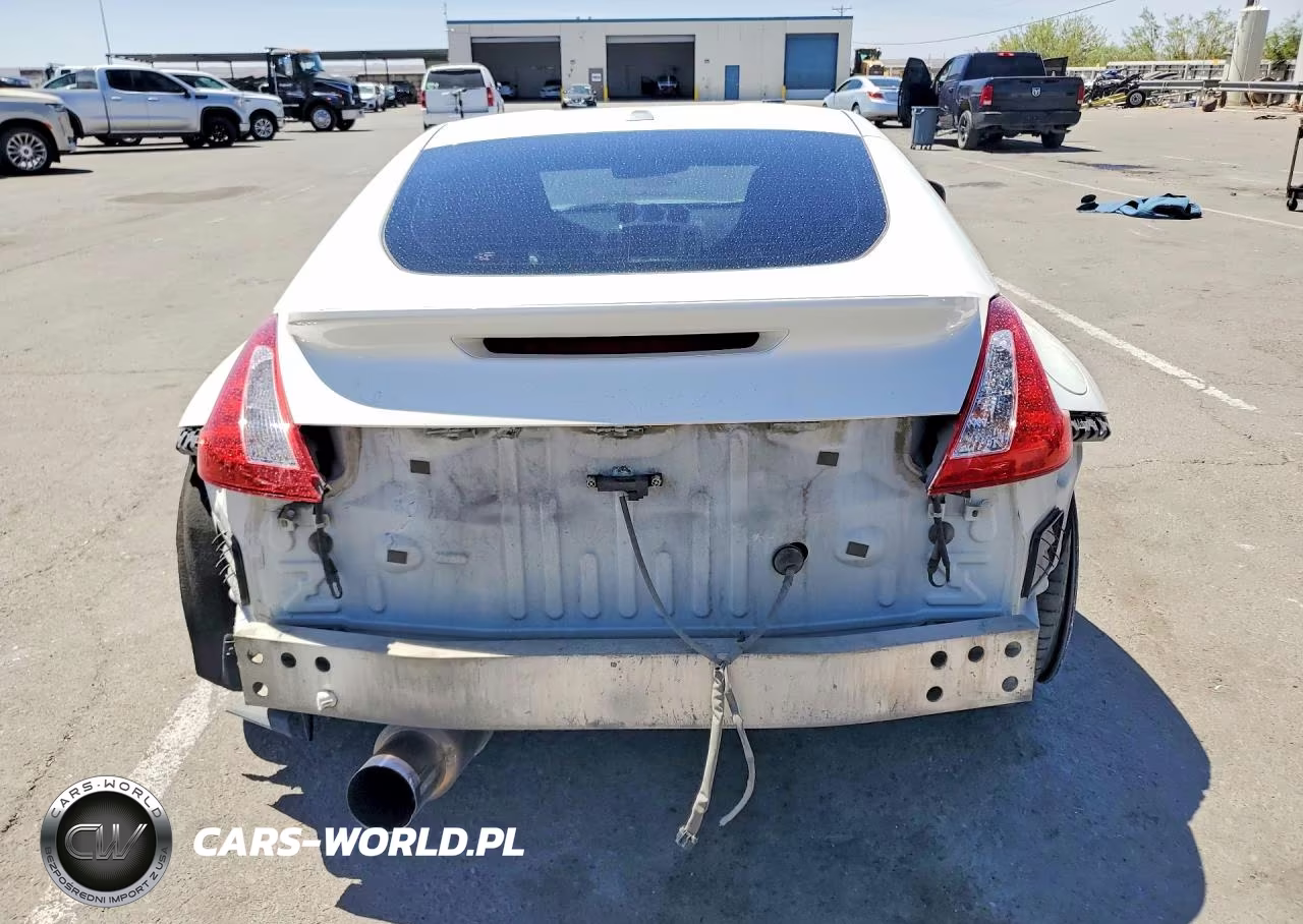 2015 Nissan 370Z Nismo Tech VIN:JN1AZ4EH4FM443692 - 6