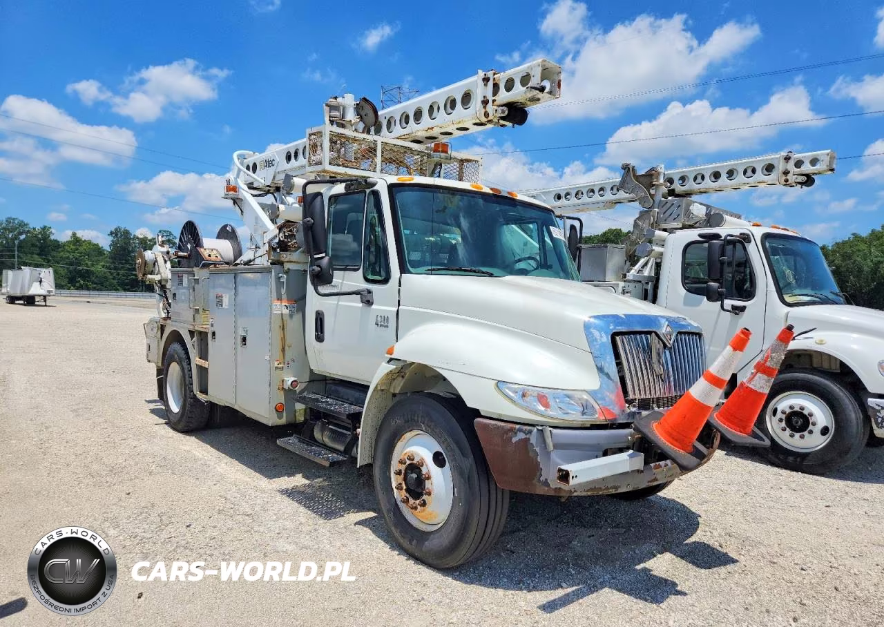 2007 International 4300 Cable Placer Bucket Truck