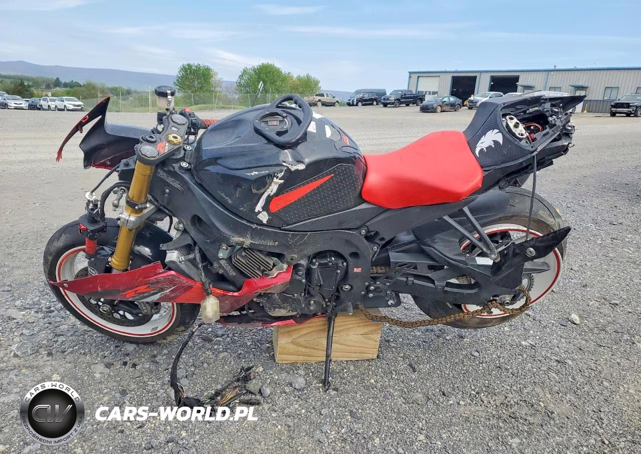 2018 Suzuki Gsx-R750 VIN:JS1GR7MAXJ2101269 - 3