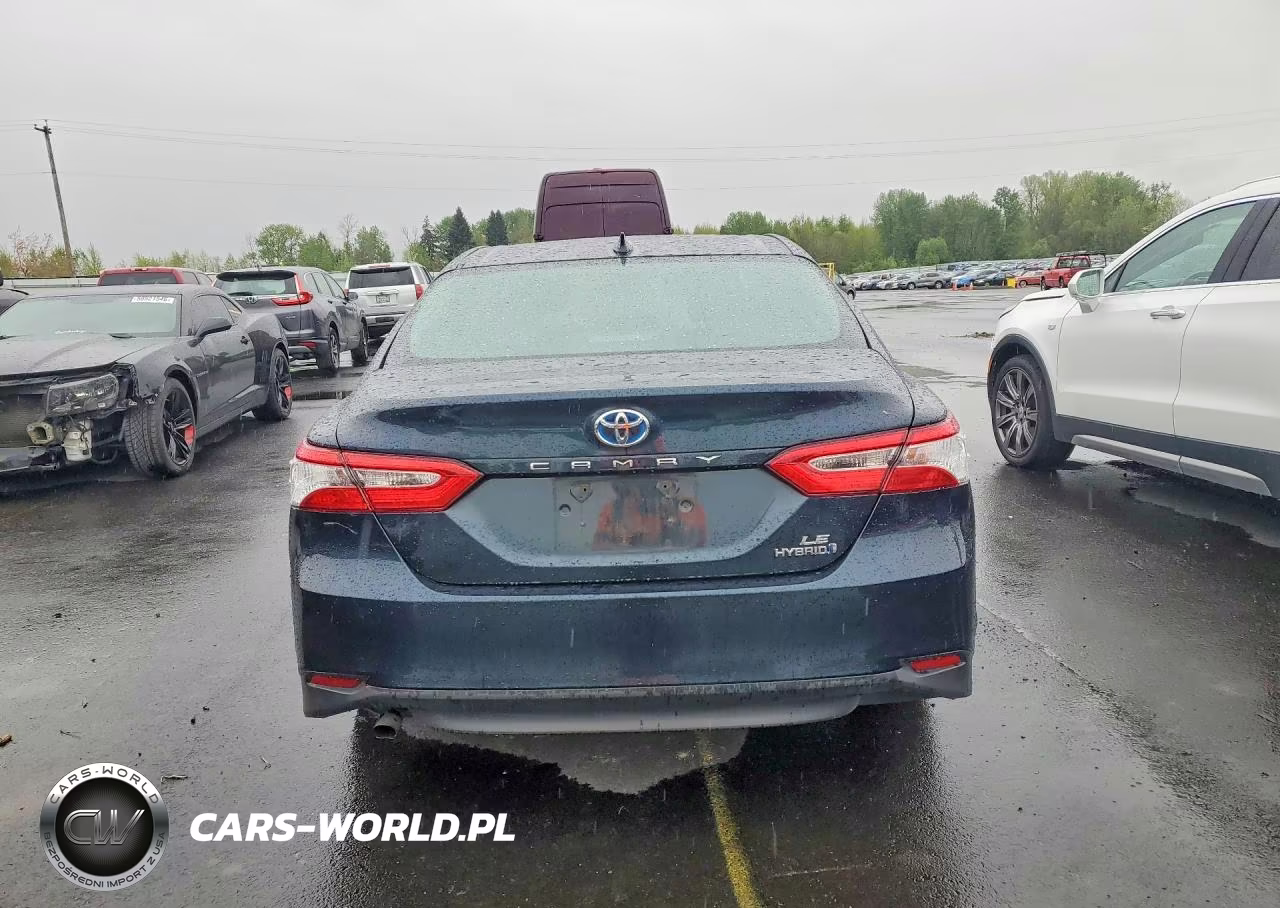 2020 Toyota Camry Le VIN:4T1C31AK5LU537630 - 6