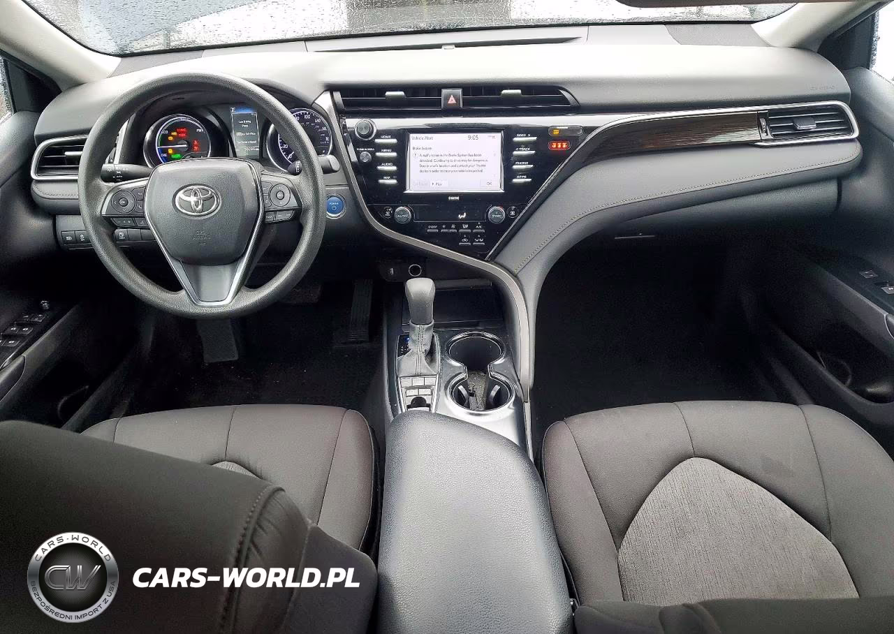 2020 Toyota Camry Le VIN:4T1C31AK5LU537630 - 8
