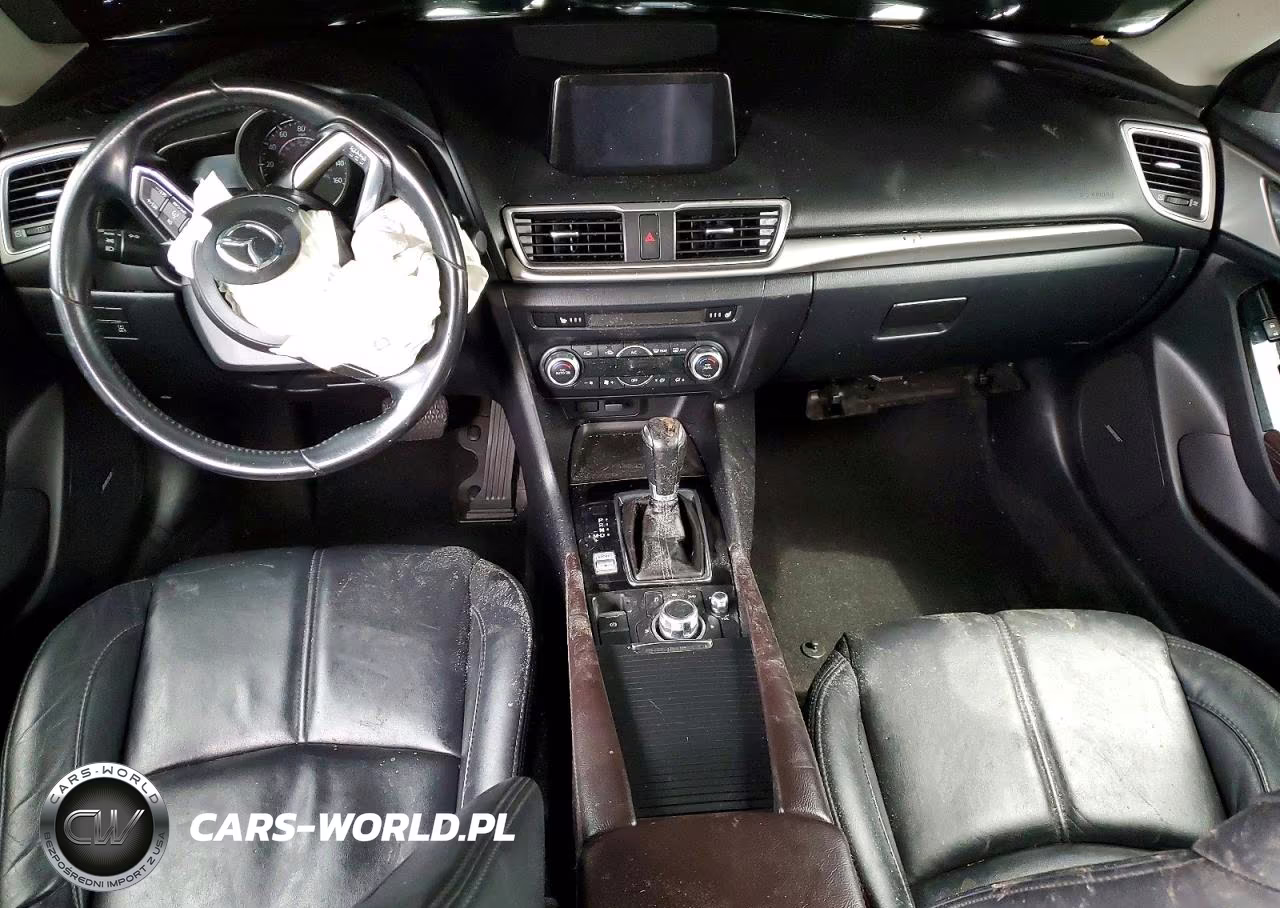 2018 Mazda 3 Touring VIN:3MZBN1L3XJM257801 - 8