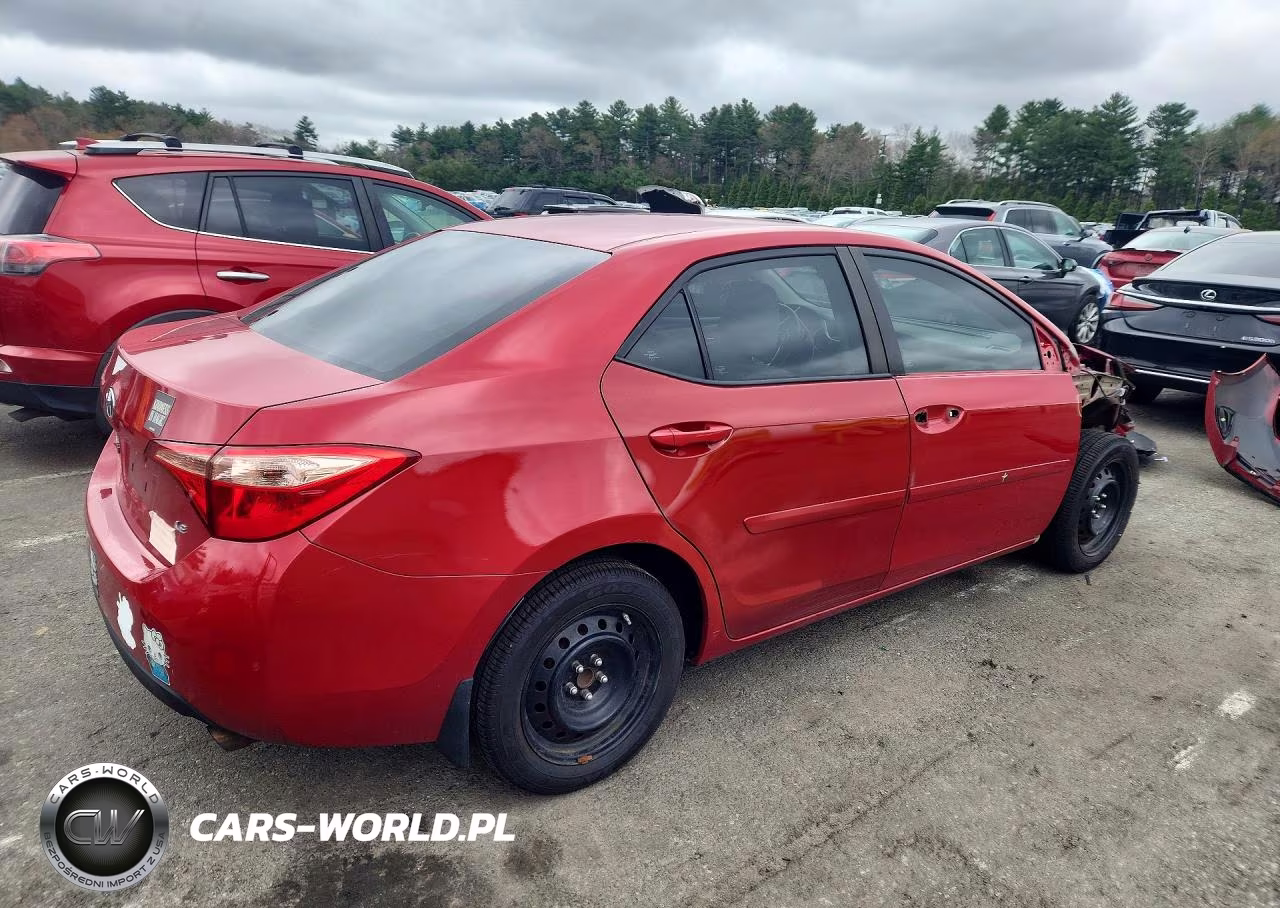 2019 Toyota Corolla Le VIN:2T1BURHE1KC196671 - 3
