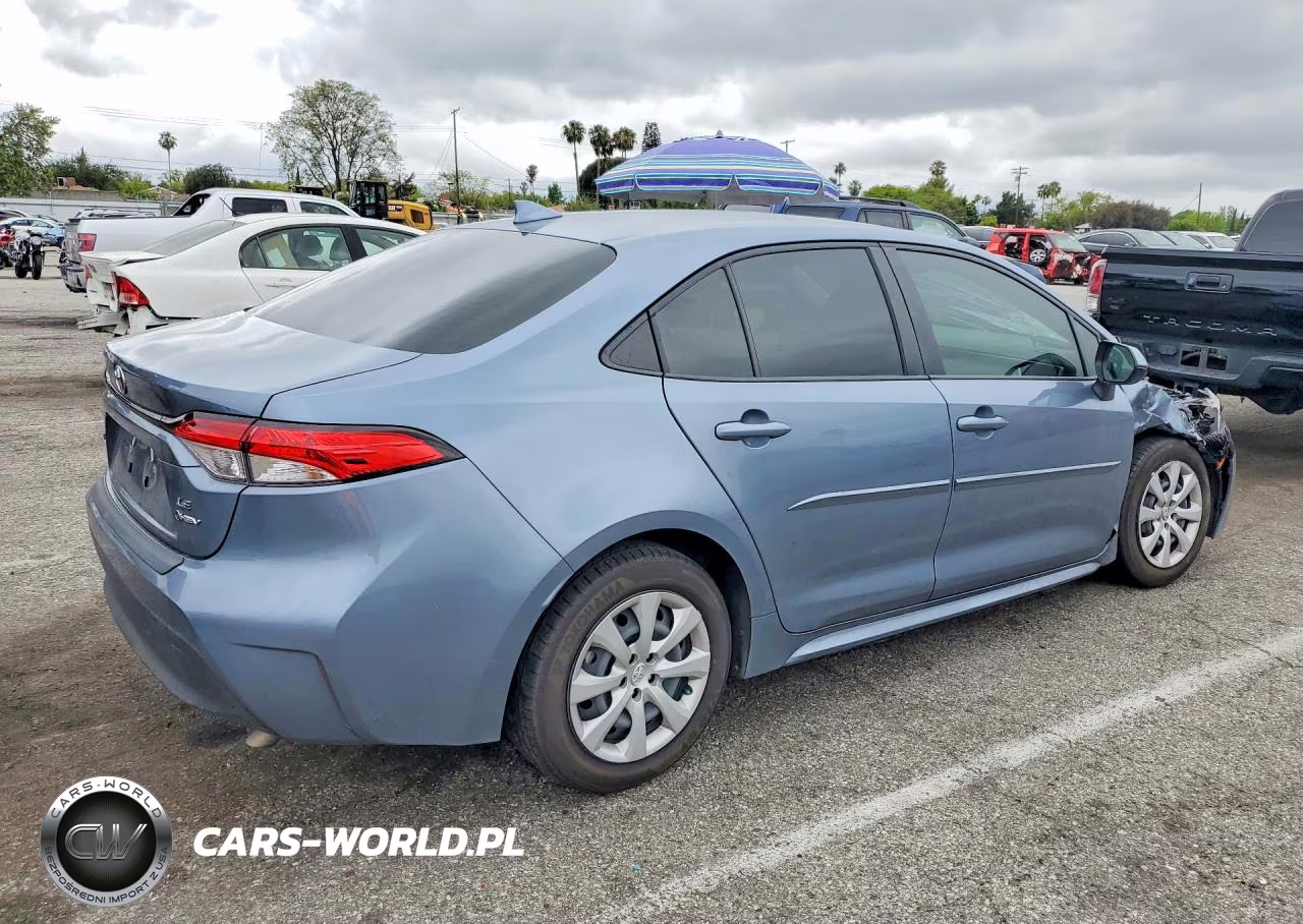 2025 Toyota Corolla Hybrid Le VIN:JTDBCMFE8S3079266 - 3
