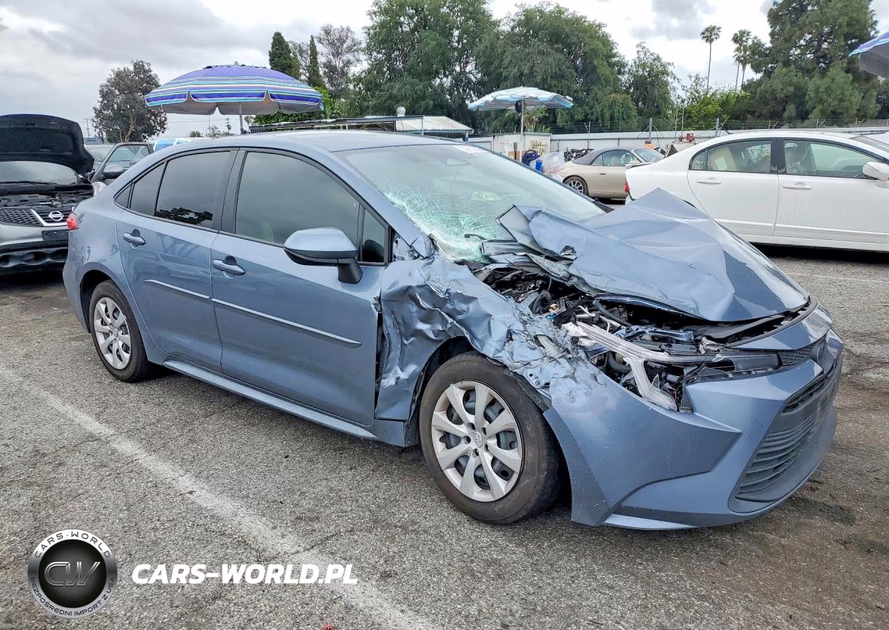 2025 Toyota Corolla Hybrid Le VIN:JTDBCMFE8S3079266 - 4
