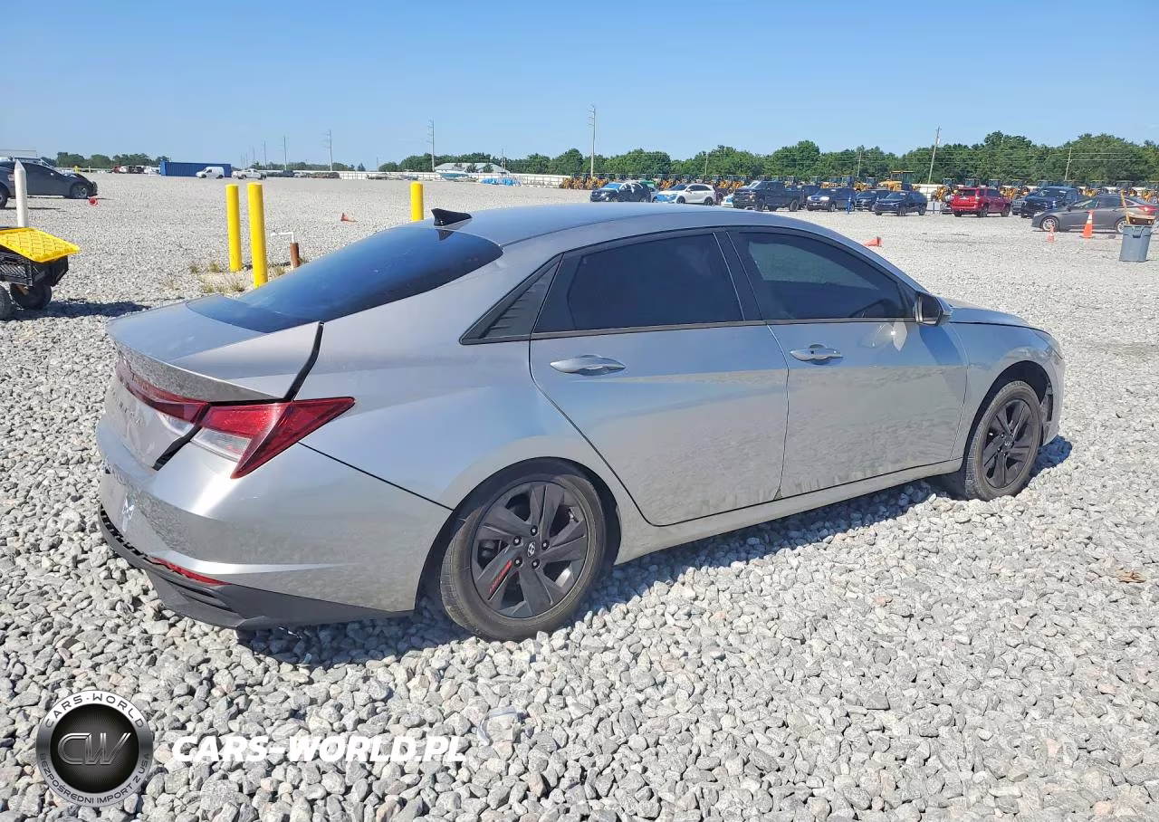 2021 Hyundai Elantra Sel VIN:5NPLM4AG1MH037443 - 3