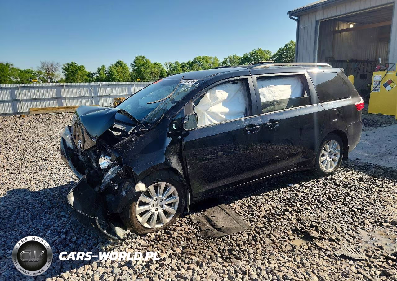 2015 Toyota Sienna Le