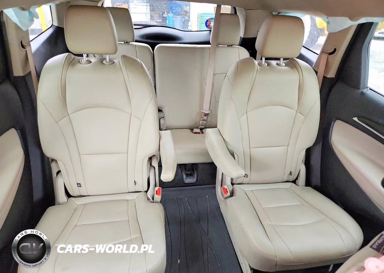 2020 Buick Enclave Essence VIN:5GAERBKW0LJ312070 - 10
