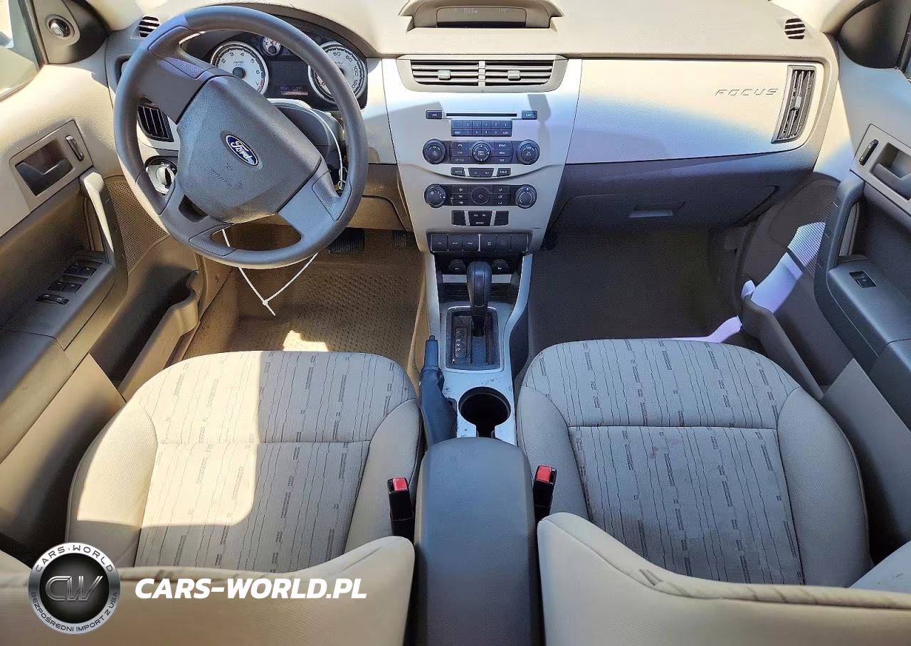 2008 Ford Focus Se VIN:1FAHP35N28W182660 - 8