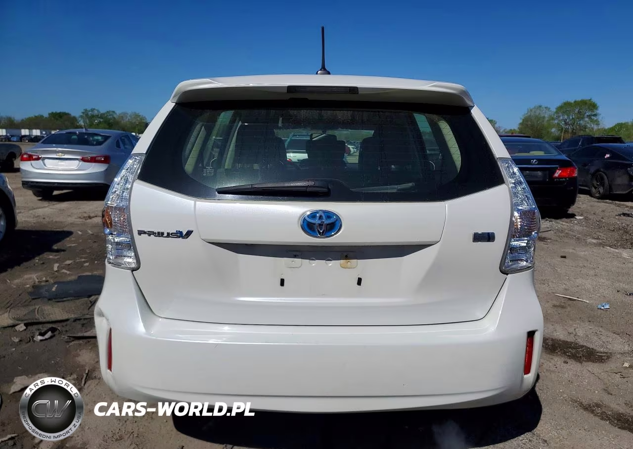 2014 Toyota Prius V Three VIN:JTDZN3EUXE3358539 - 6