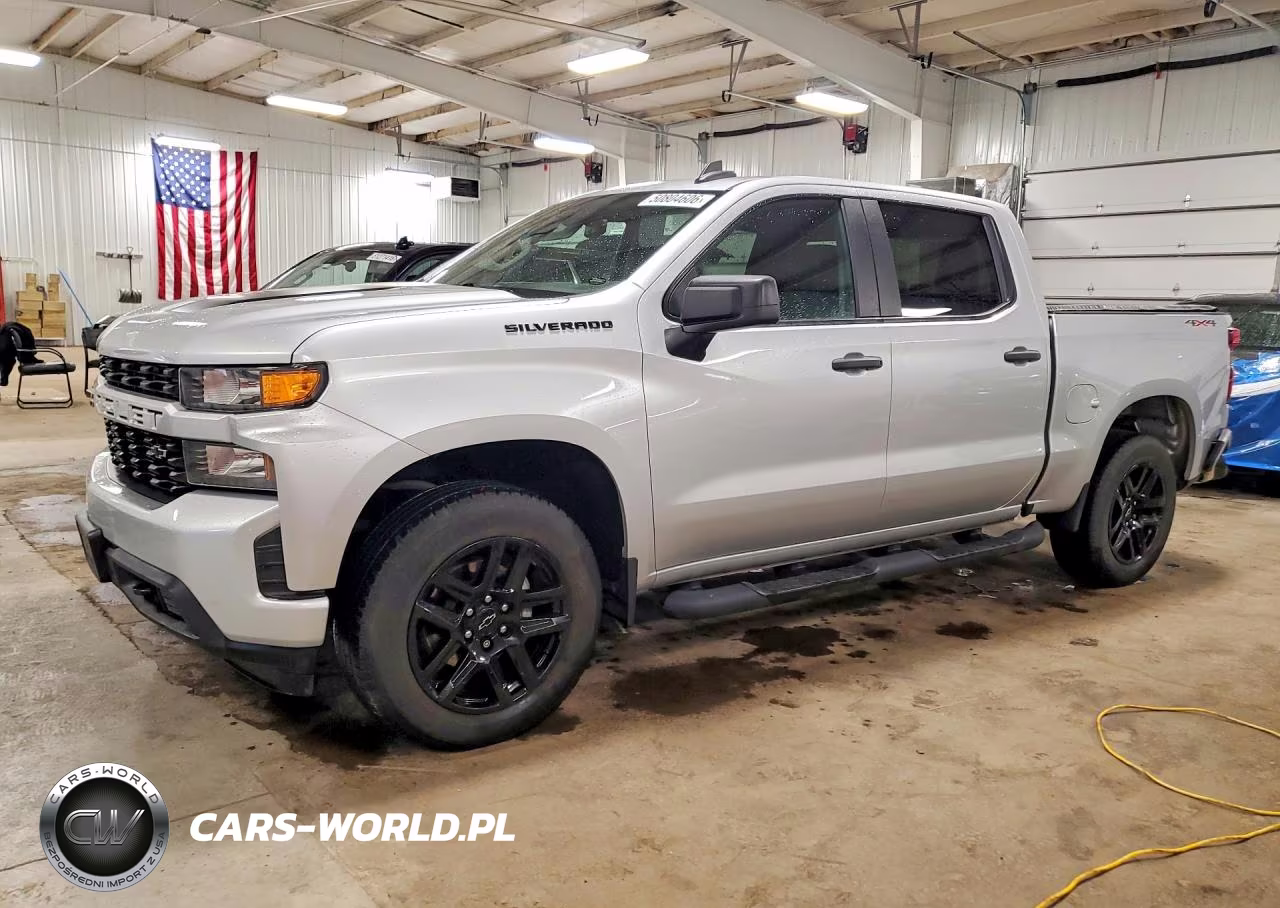 2021 Chevrolet Silverado K1500 Custom