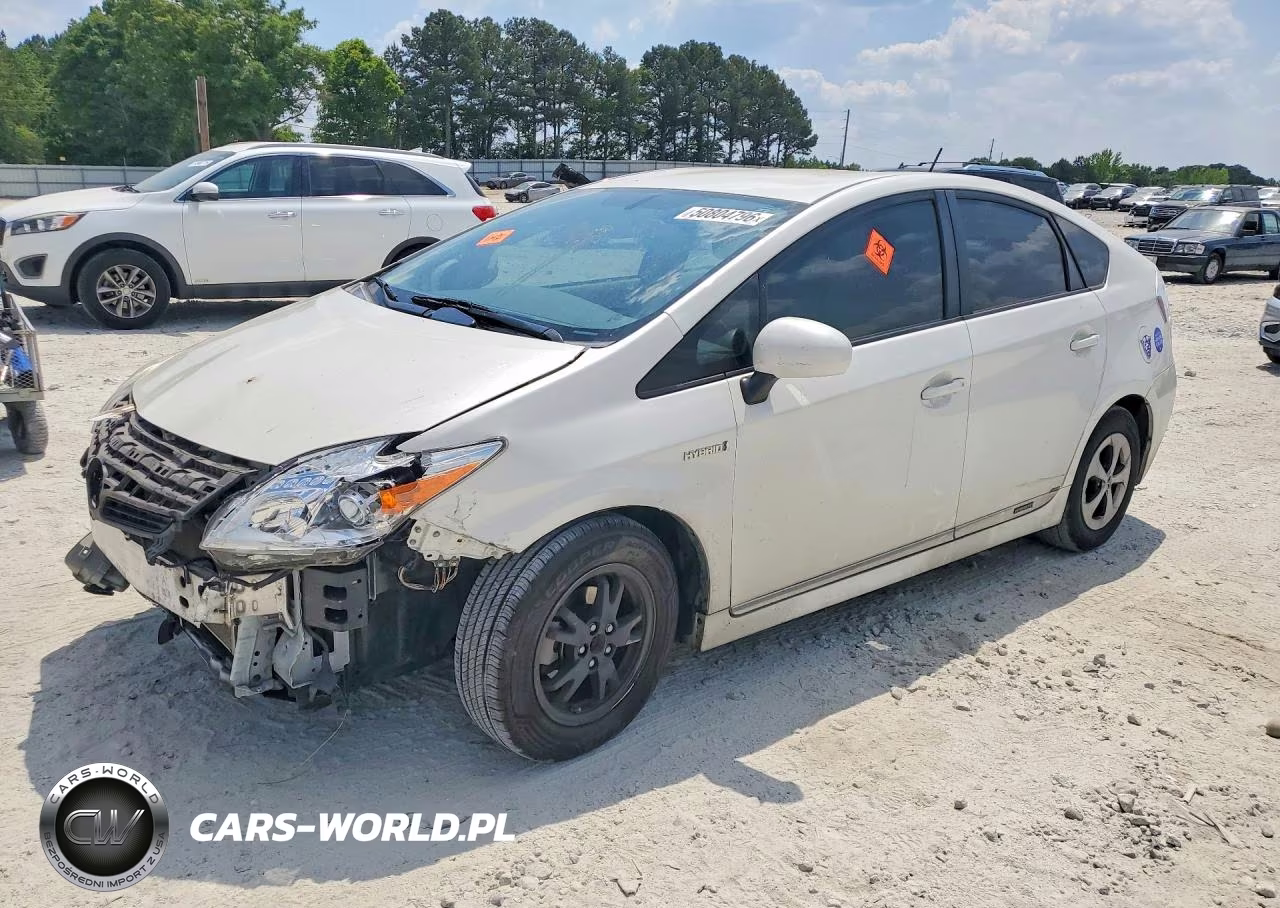 2015 Toyota Prius Three