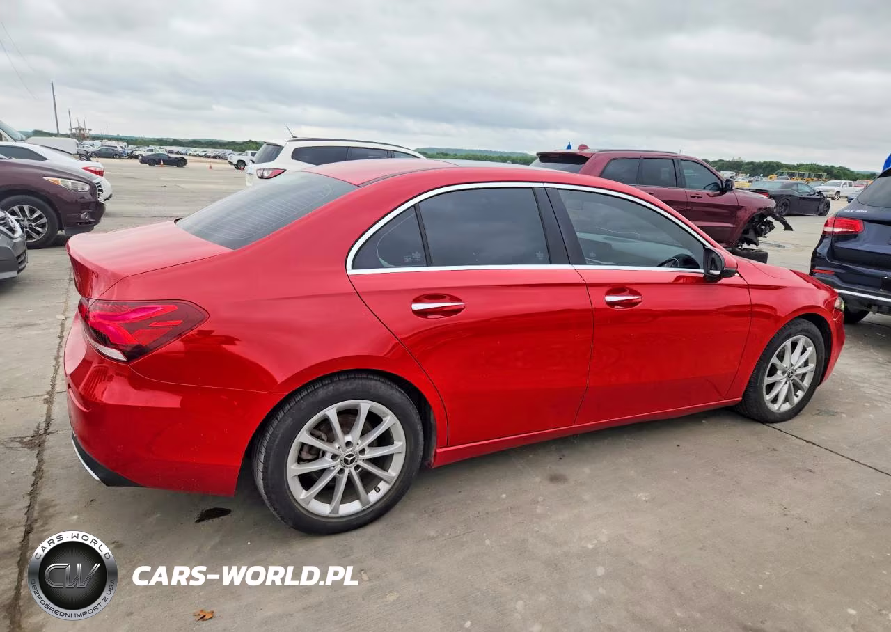 2019 Mercedes Benz A 220 VIN:WDD3G4EBXKW017453 - 3