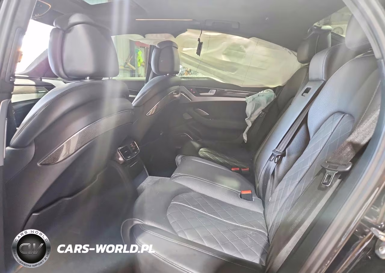 2014 Audi S8 VIN:WAUD2AFD1EN004917 - 10