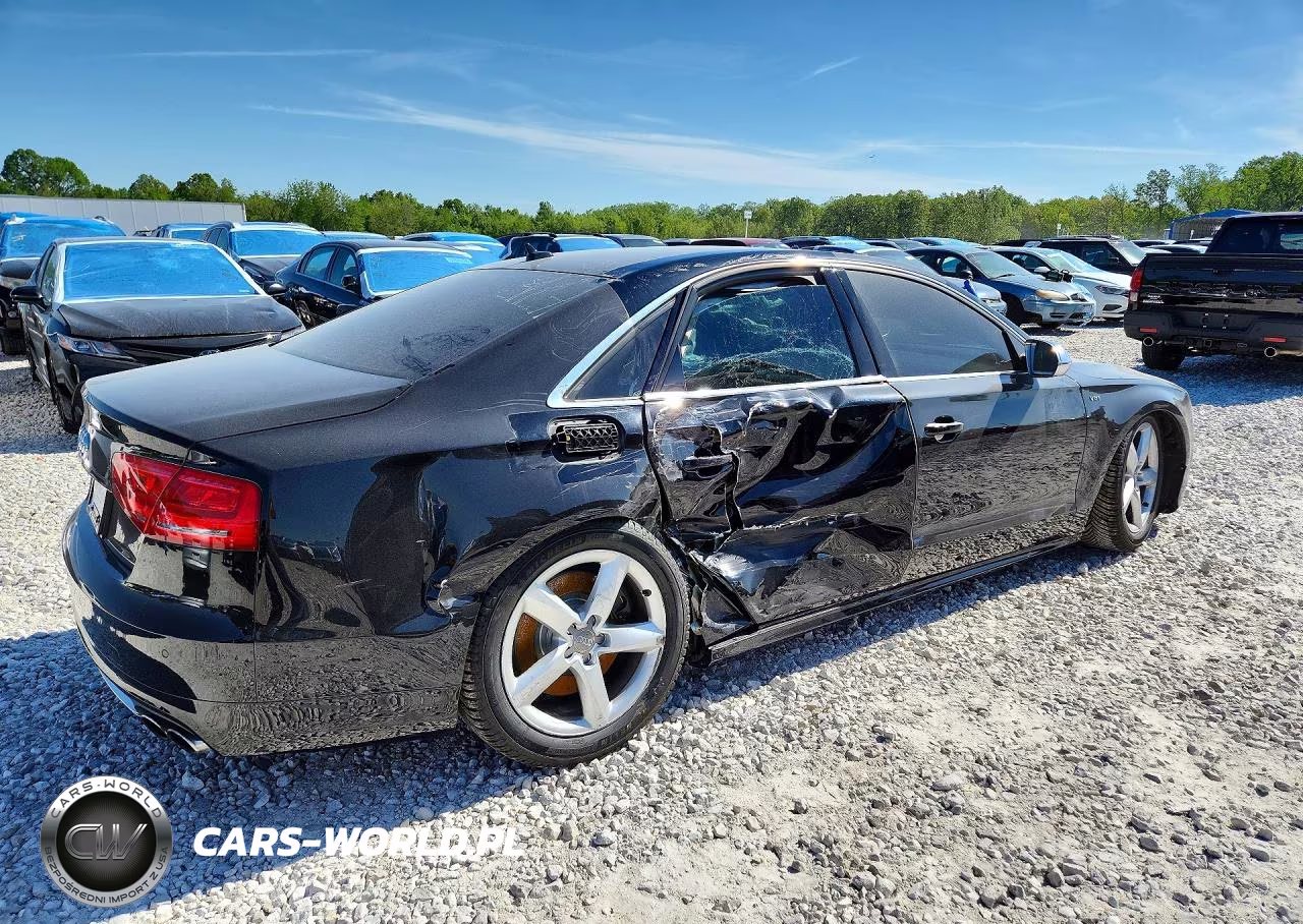 2014 Audi S8 VIN:WAUD2AFD1EN004917 - 3