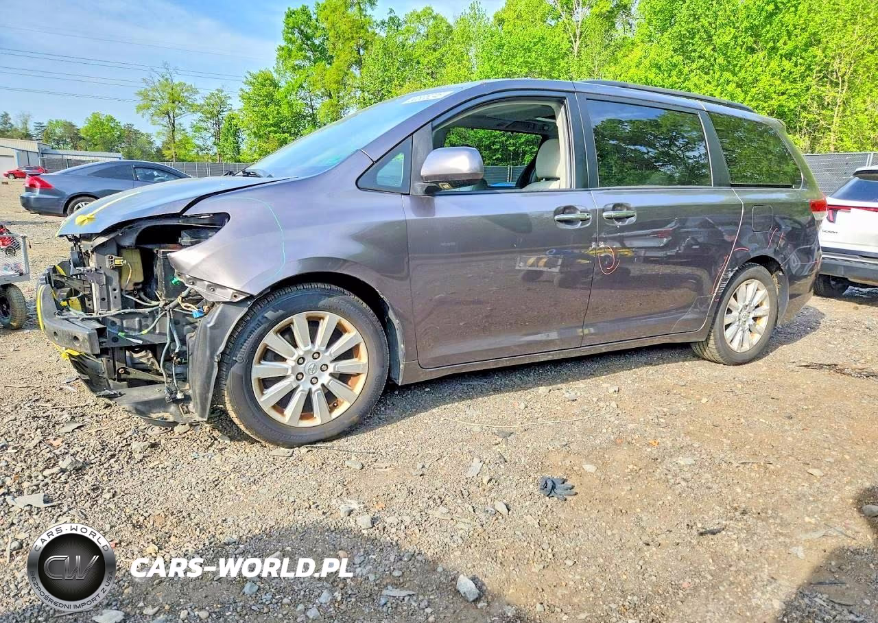 2011 Toyota Sienna Limited 7-Passenger