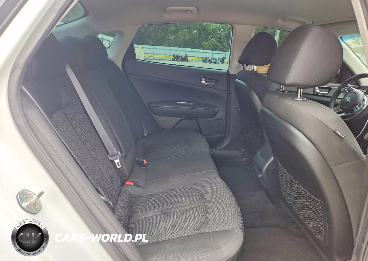 2019 Kia Optima Lx VIN:5XXGT4L33KG293087 - 10