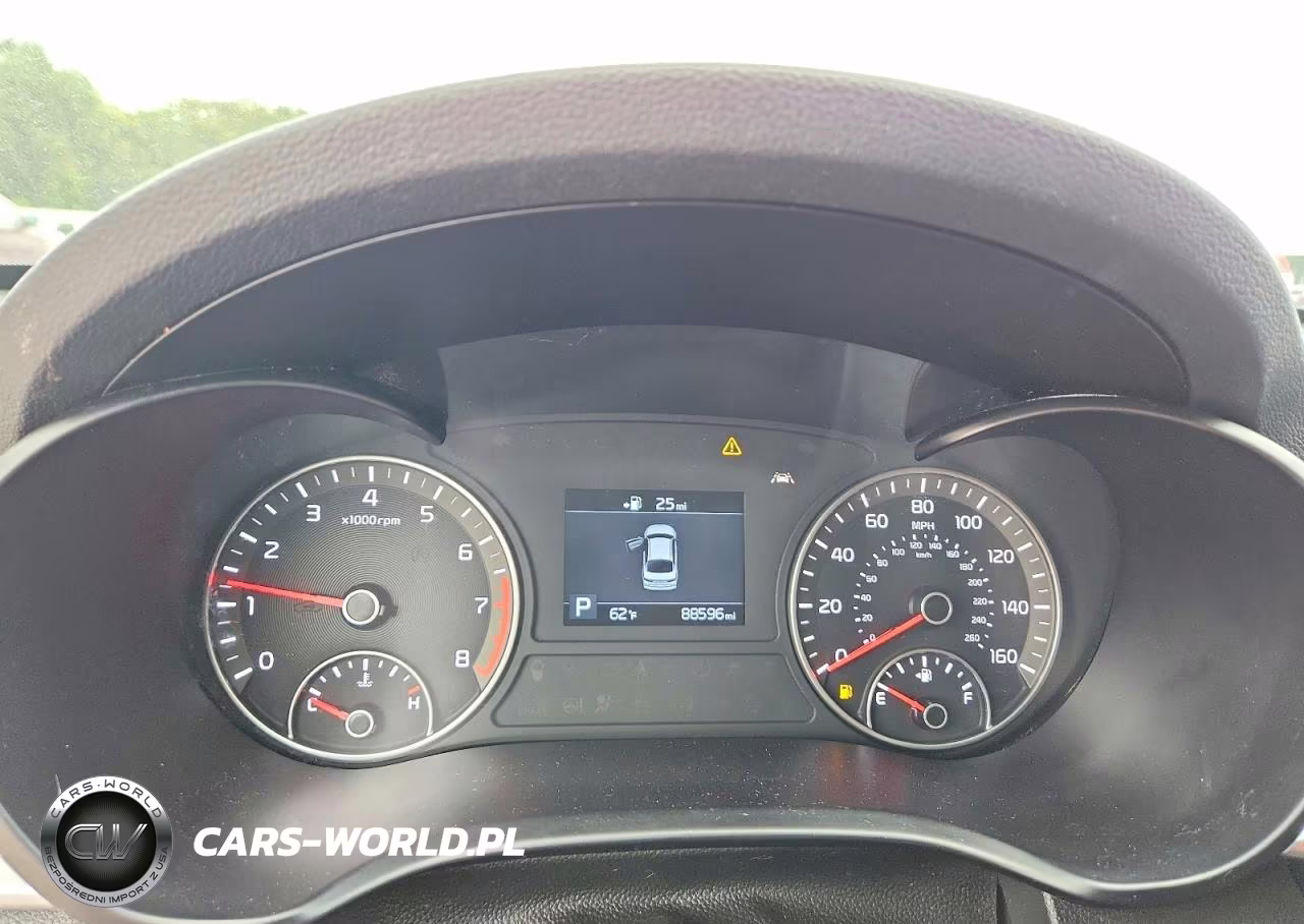 2019 Kia Optima Lx VIN:5XXGT4L33KG293087 - 9