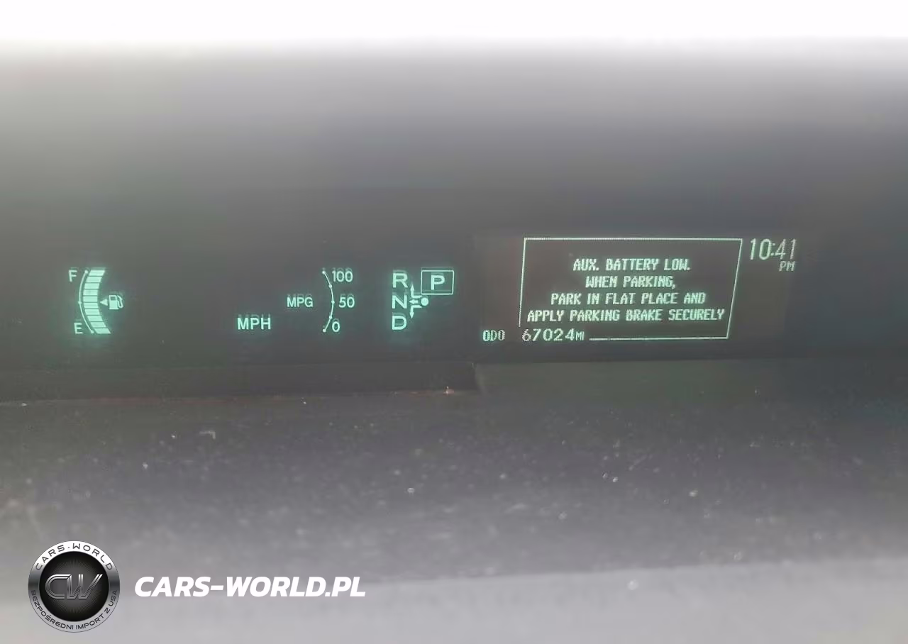 2015 Toyota Prius Two VIN:JTDKN3DU9F1887481 - 9