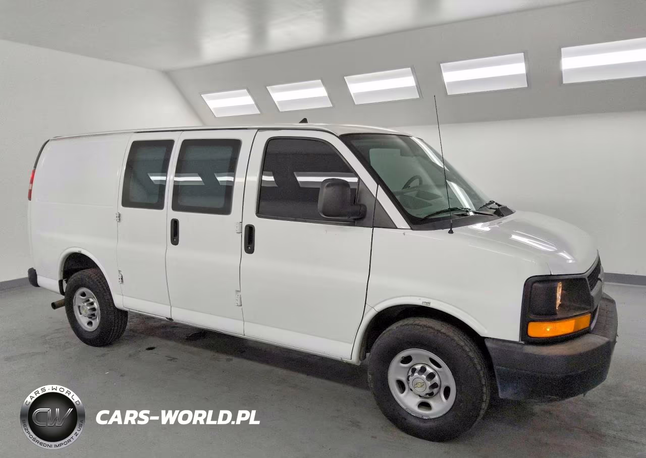 2013 Chevrolet Express G2500 VIN:1GCWGFCA0D1903469 - 4