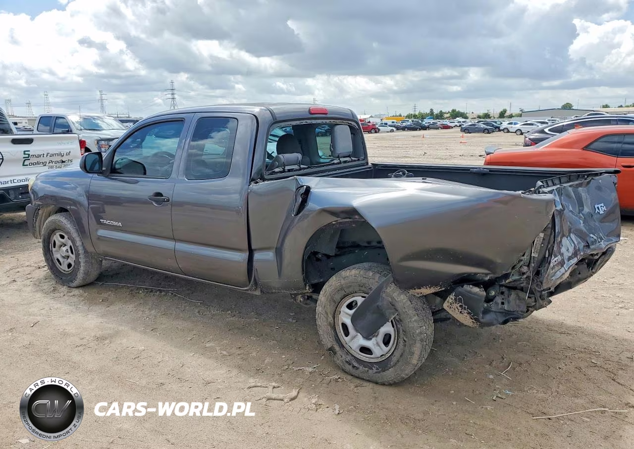 2013 Toyota Tacoma Access Cab VIN:5TFTX4CN8DX028410 - 2