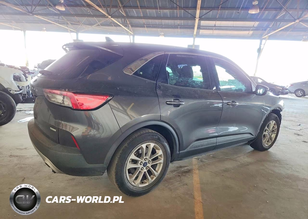 2020 Ford Escape Se VIN:1FMCU0G64LUB79065 - 3