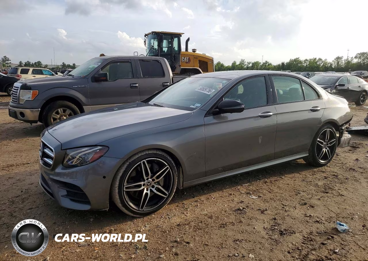 2019 Mercedes-Benz E 300