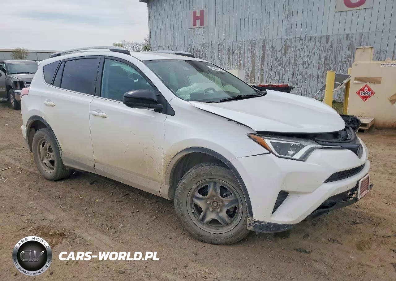 2017 Toyota Rav4 Le VIN:2T3BFREV6HW619449 - 4