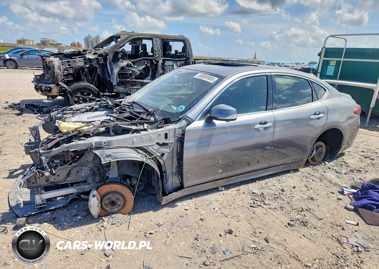 2015 Infi Q70 3.7