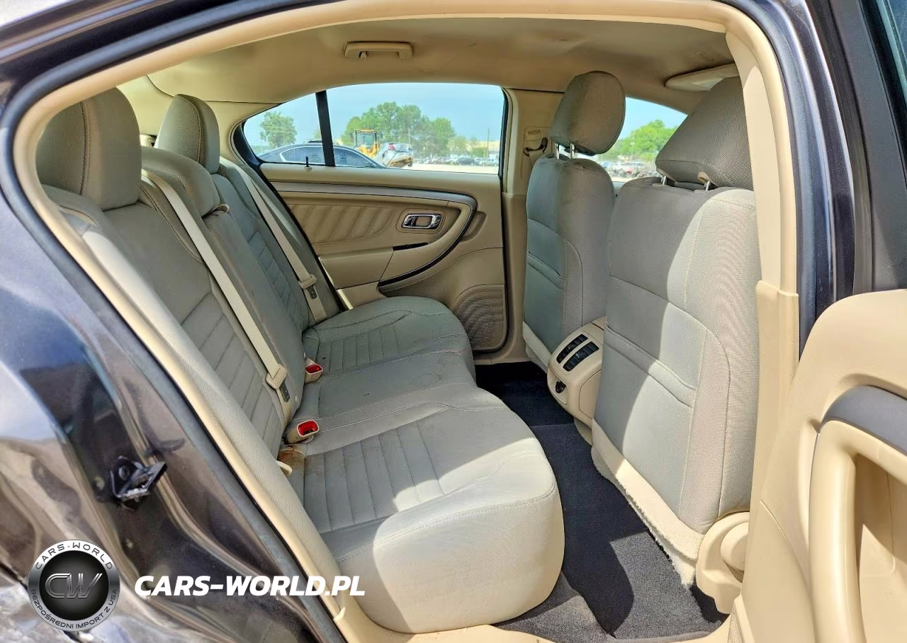 2018 Ford Taurus Se VIN:1FAHP2D82JG126501 - 10