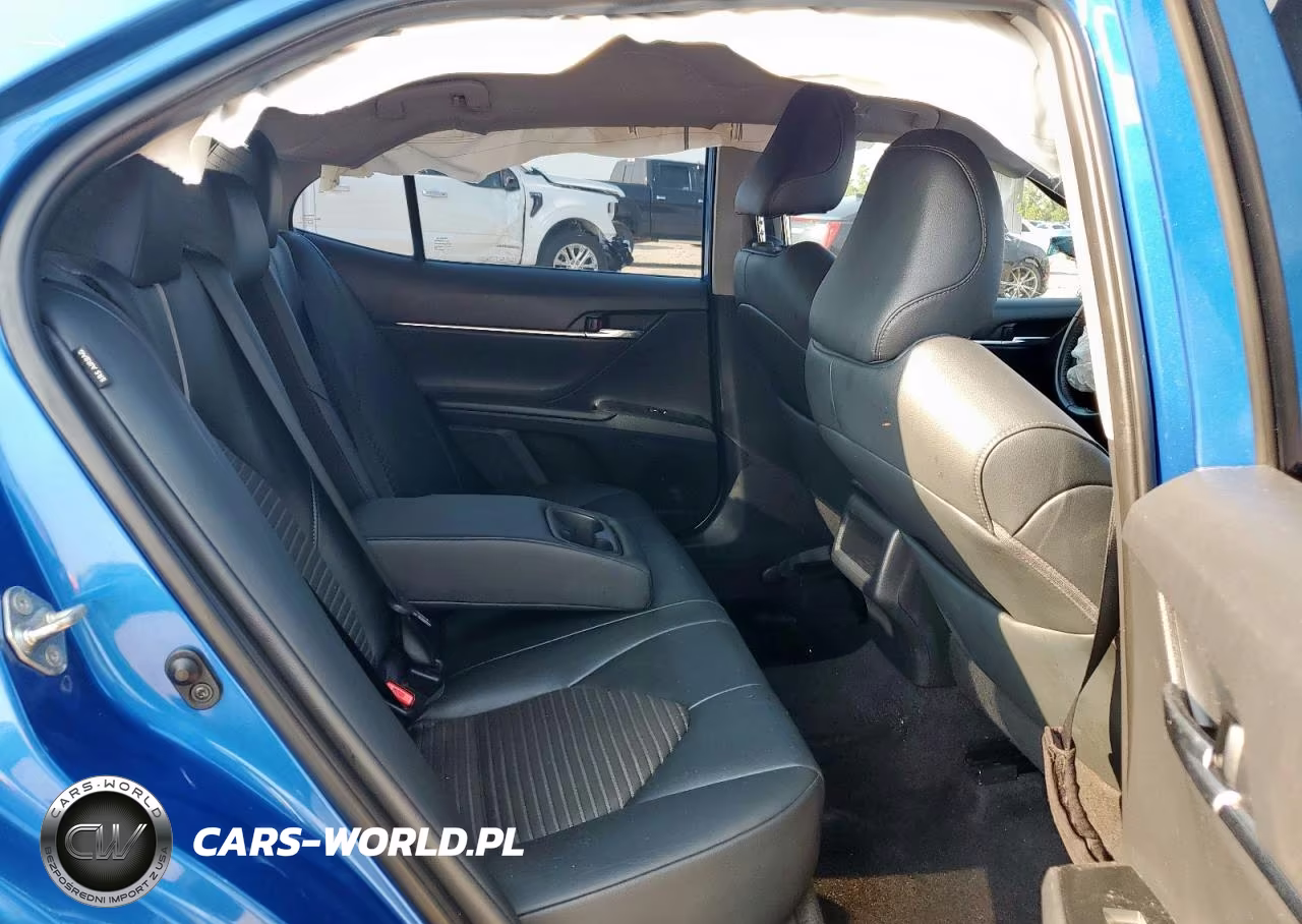 2019 Toyota Camry L VIN:4T1B11HK4KU257283 - 10